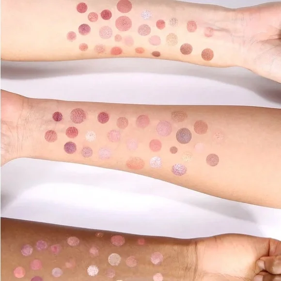 CIATÉ LONDON - I AM WOMAN PALETTE (24-PAN EYESHADOW PALETTE)